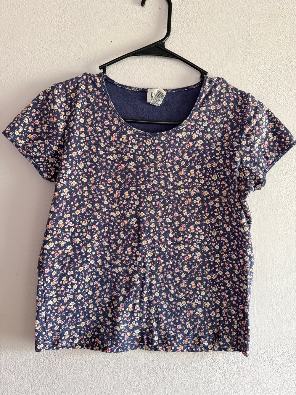 Gap floral top size small